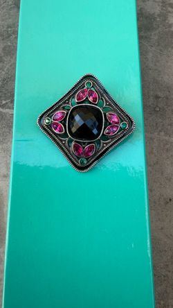 Vintage Gothic Diamond-Shaped Silver-Tone Brooch Pin – Black & Pink Rhinestones