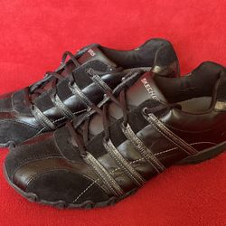 Skechers Bikers Patroler BLACK LEATHER SNEAKERS WOMENS SHOES Size 11 ‼️ NEW - NO BOX ‼️ Zooming pictures For Details