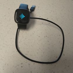 Fitbit Versa 4