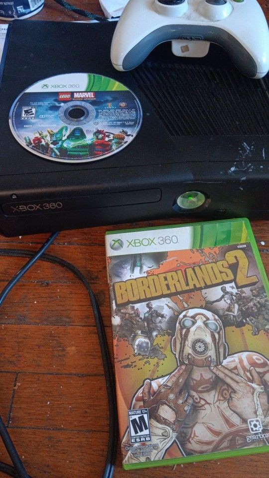 Xbox 360 Slim With 2games One Controller 