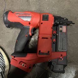 Milwaukee Fuel Brad Nailer