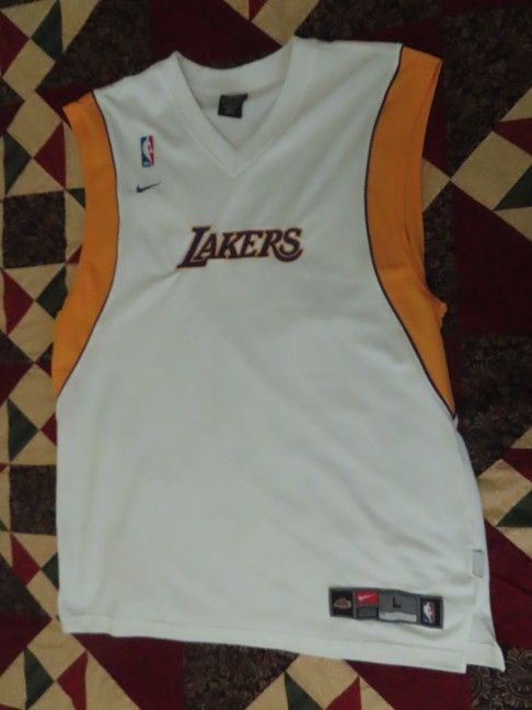 nike team los angeles lakers jersey L stitched