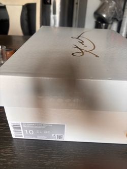 Nike Air Force 1 Low Retro Size 10
