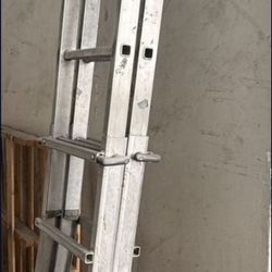 Retractable Ladder 