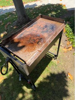 Propane griddle with no tank