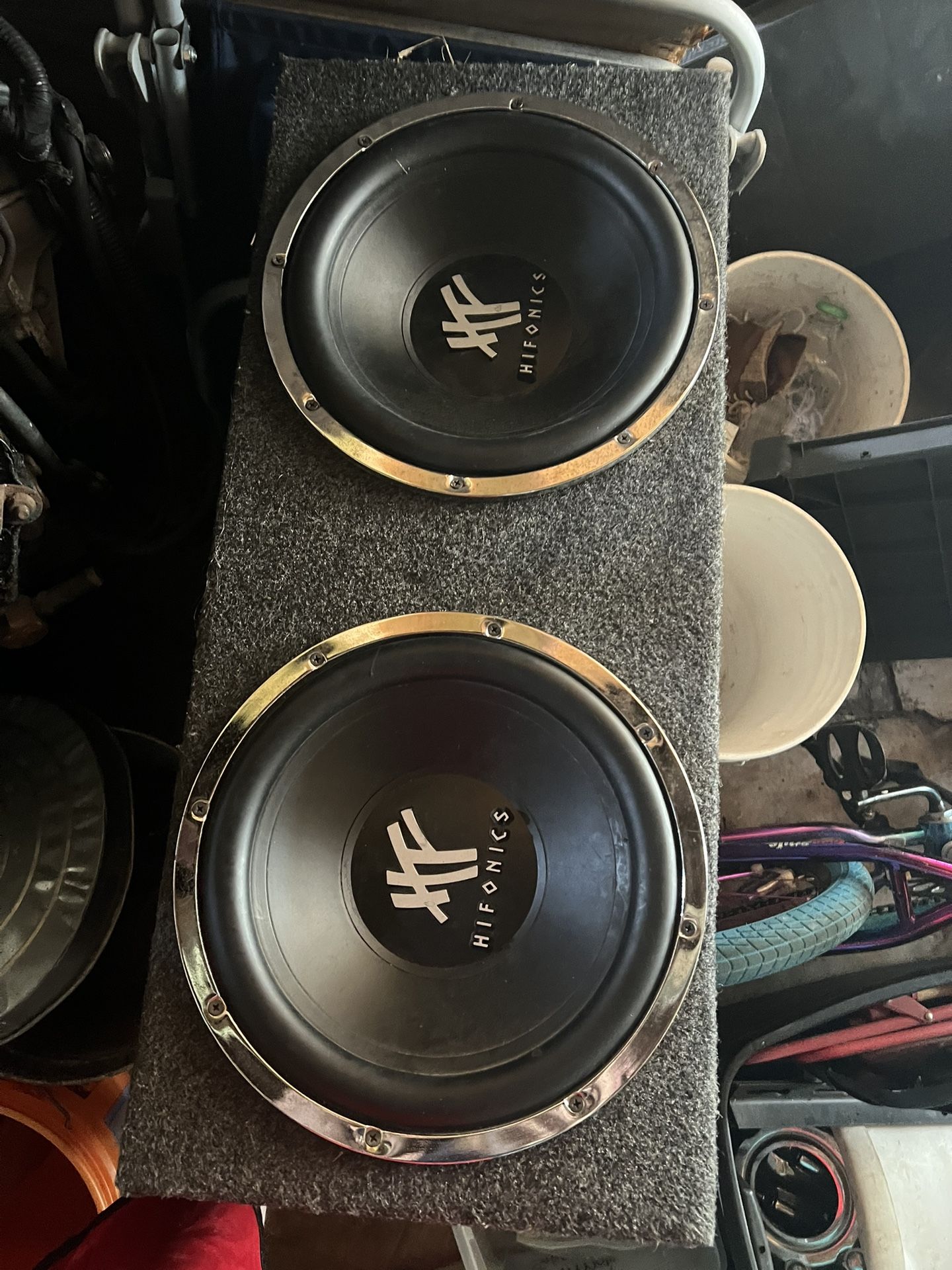 Mint Condition Hi-Fonics Subwoofers With Amp