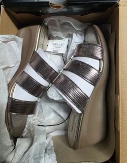 east5th Evergreen Shoes