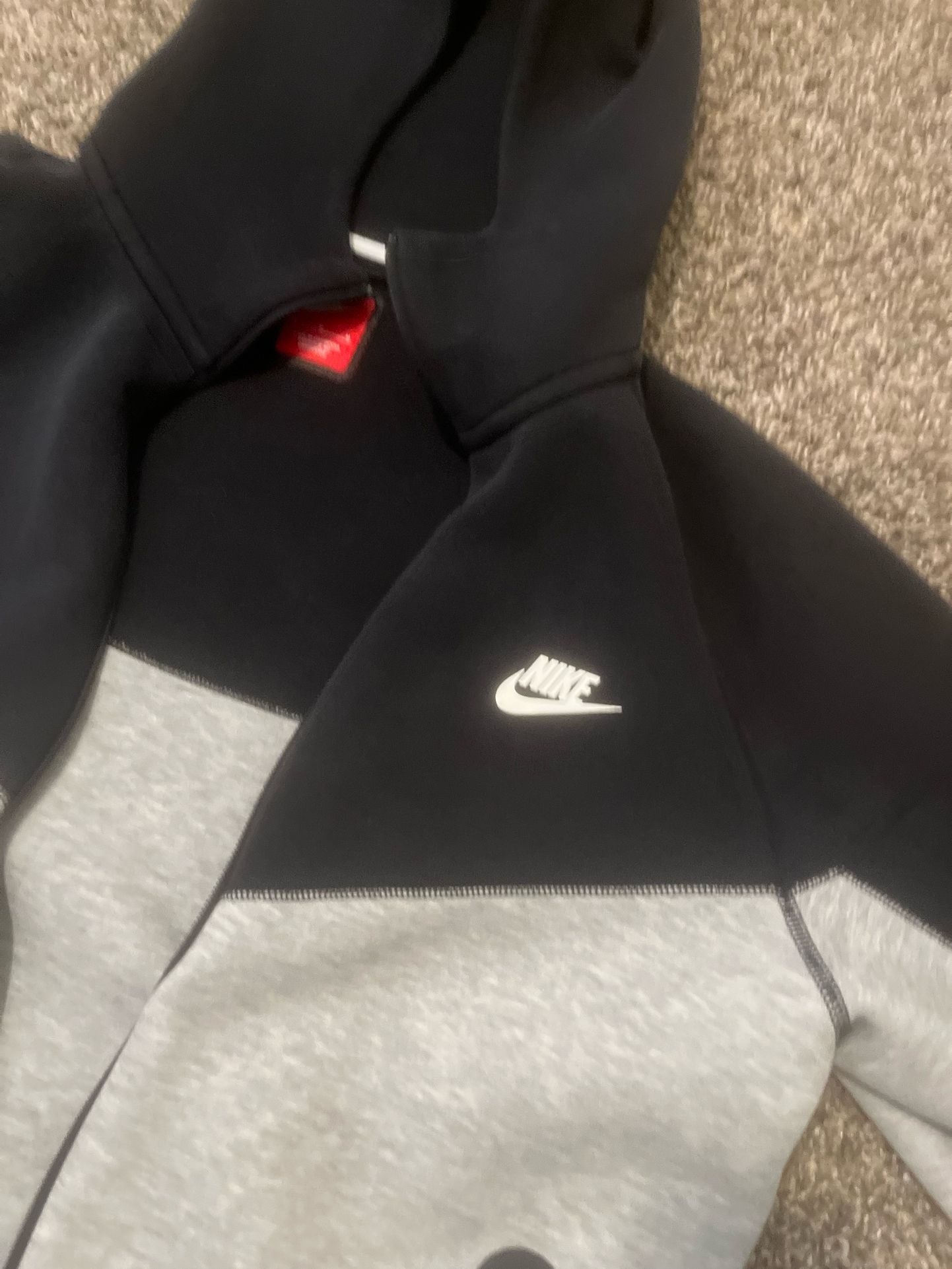 Nike Tech Hoodie (Grey/Black)