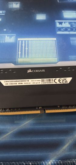 DDR4 32gb 4x8 Corsair vengeance rgb pro