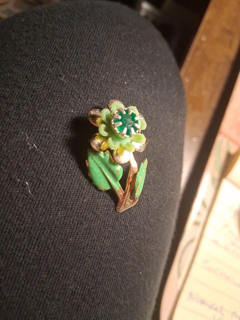 1940's-1950's Hong Kong Brooch
