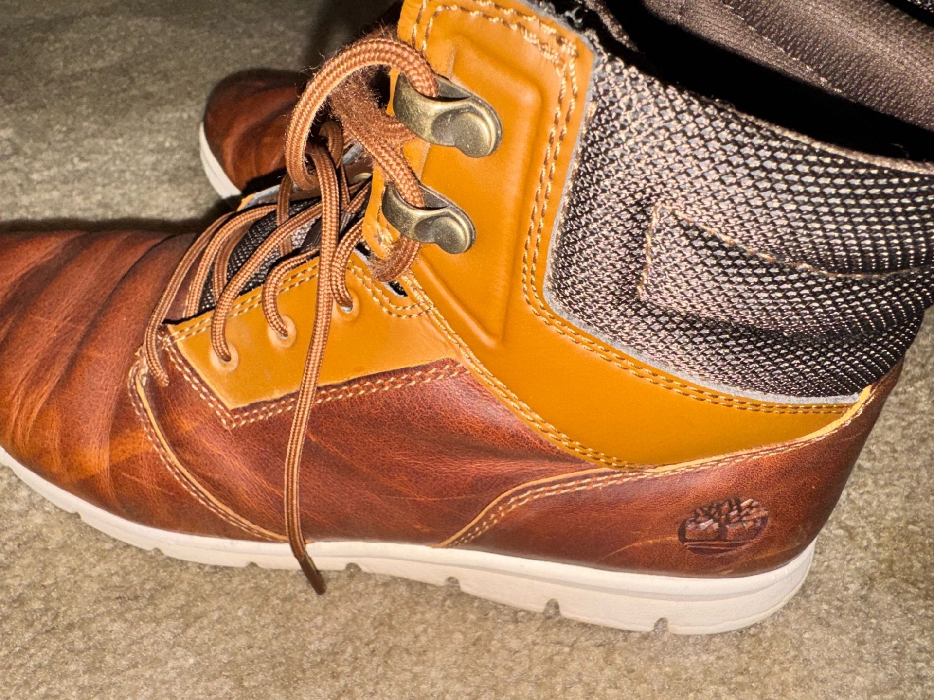 Rebtl Timberlands men size 11
