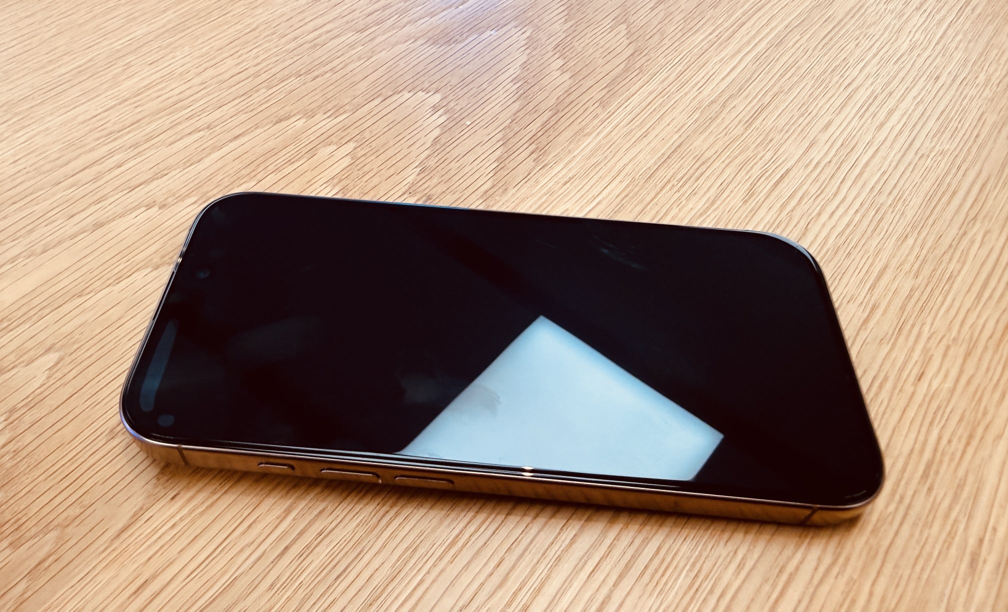 iPhone 16 Pro 128GB – Unlocked – Excellent Condition ( With Active Apple Warranty)