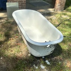 Vintage Cast Iron Clawfoot Tube