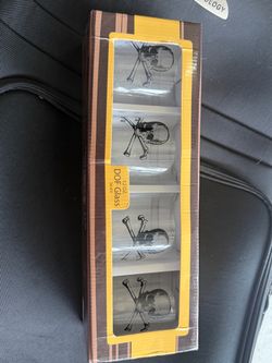 Skull glass set