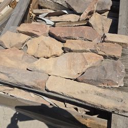 VENEER STONE $500 EACH PALLET (100 SQUARE FEET PER PALLET)