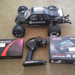 RC Traxxas Rustler In Good Condition Come With Battery And Charger $350 Or Best Offer
