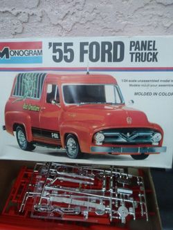1977 Monogram 55 Ford Panel Truck 1/24 Scale Model Kit