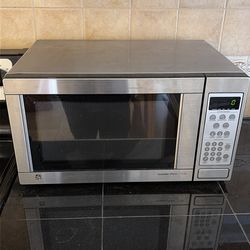 GE Microwave 1200 Watt