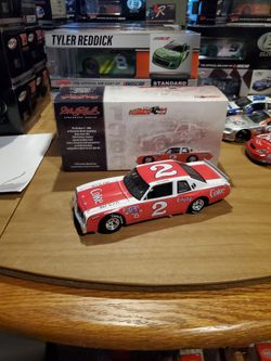 1/24 Dale Earnhardt(Coke Legendary Series)Nascar Diecast Car