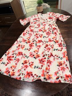 Floral Maxi Dress with Lace Trim