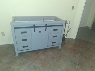 Lindo Vanity desk for bathroom