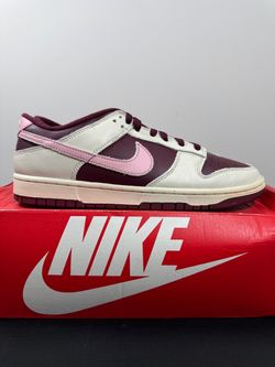 Nike Dunk Low “Valentines Day” Size 9.5M (Lightly Worn)