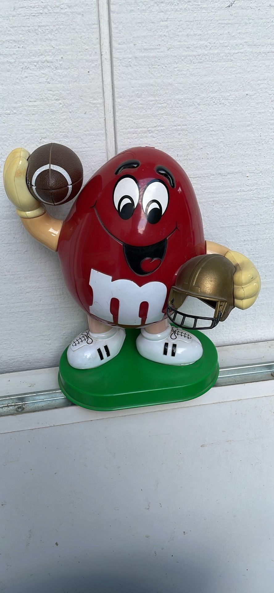 M And M Dispenser Machine
