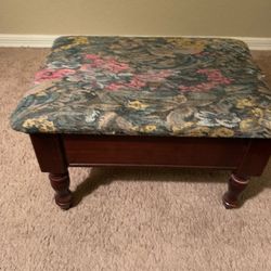 Storage Ottoman