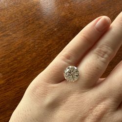 New IGI Certified Round Cut 3.55  Lab Diamond VS1 LASER ENGRAVED