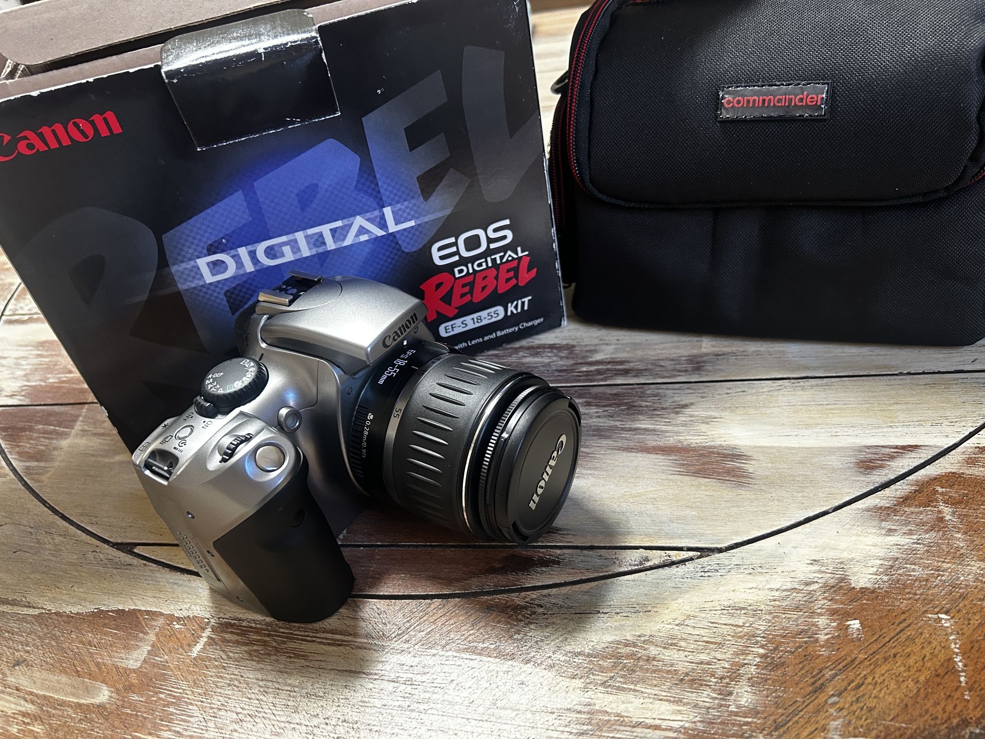 Canon EOS Digital Rebel DS6041 Digital Camera Kit (Silver) with 18-55mm Lens