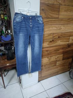 Blue Jeans Distressed W 4 Button High Waist Women's Sz XL  Spandex 10%