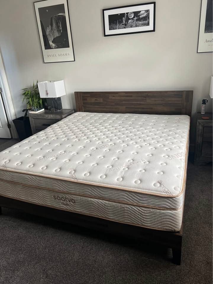 🛏️ KING saatva Organic Hybrid Memory Foam Mattress - Like New 
