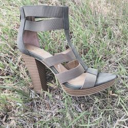 Women's Report High Heeled Shoes