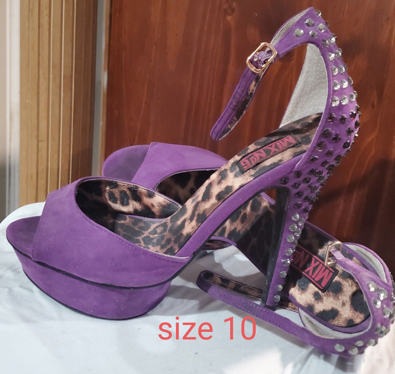 Purple fashion heels