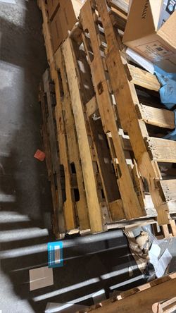FREE PALLETS INDUSTRIAL HAYWARD
