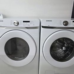 Samsung Washer & Dryer 
(Works Great)
Comes w/ Warranty 
Delivery Available 

Our Store is Located at:
1260 Highway 85 N.
Fayetteville, GA 