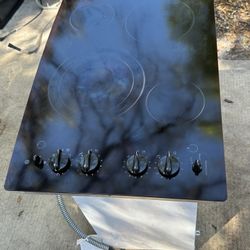 30” Ge Cooktop 