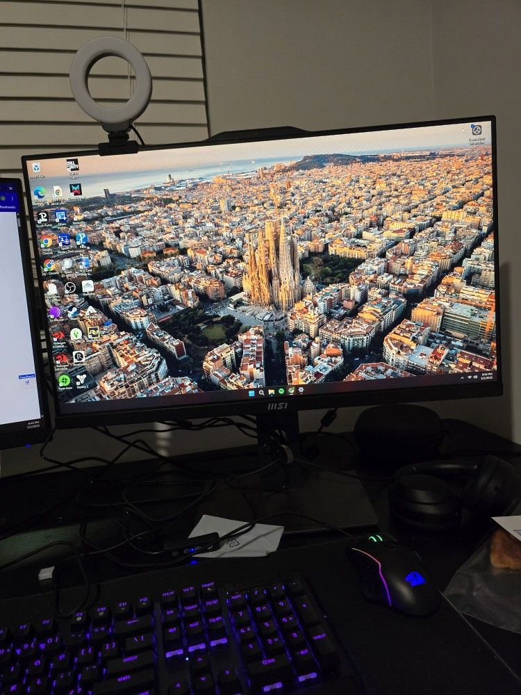 MSI 27" All In One PC 32gb Ram And 1tb Storage