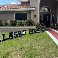 Graduation Class Of 2025 Lot Of Supplies