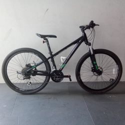 BICYCLE GIANT 24 SPEED SIZE 27,5 BRAND NEW 