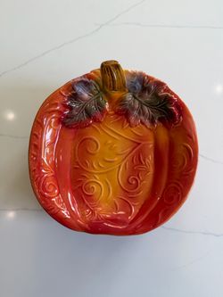 Ceramic Pumpkin Serving Dish / Salad Plate – Glossy Fall Harvest Autumn Decor