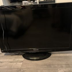 35 Inch Panasonic Tv