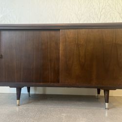 Vintage Mid Century Modern Walnut Credenza 