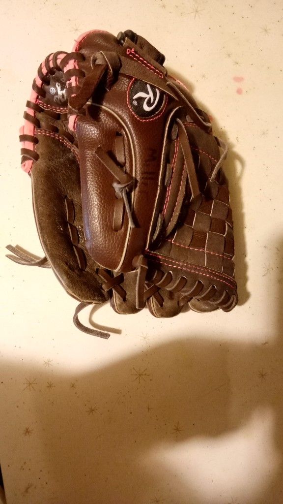 Rawlings Softball Girl Glove