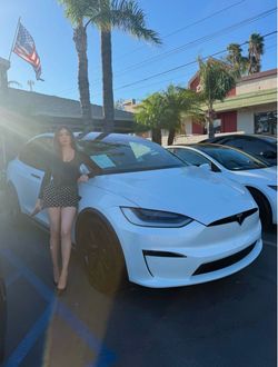 Ocupas un carro nuevo???