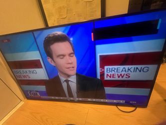 Samsung 40” Smart TV