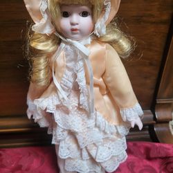 Ceramic Antique Dolls Hunted 