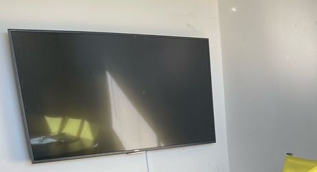 Sony Bravia 65” Smart Flat Screen LCD TV