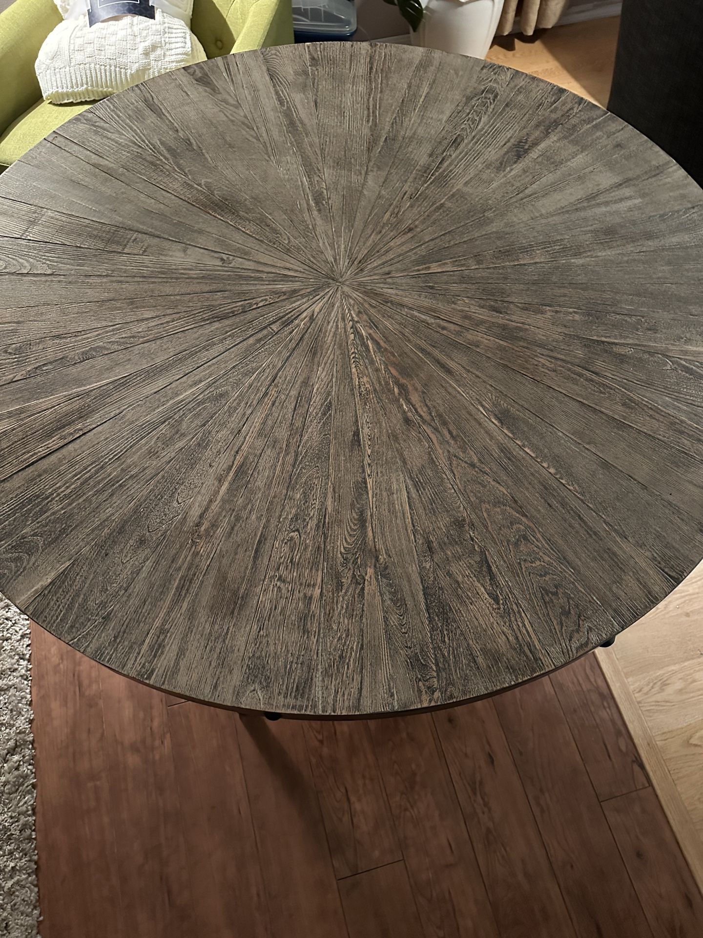 Round Rustic Dining Room Table for Sale in Troutdale, OR OfferUp