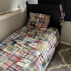 Navy blue twin size bed 